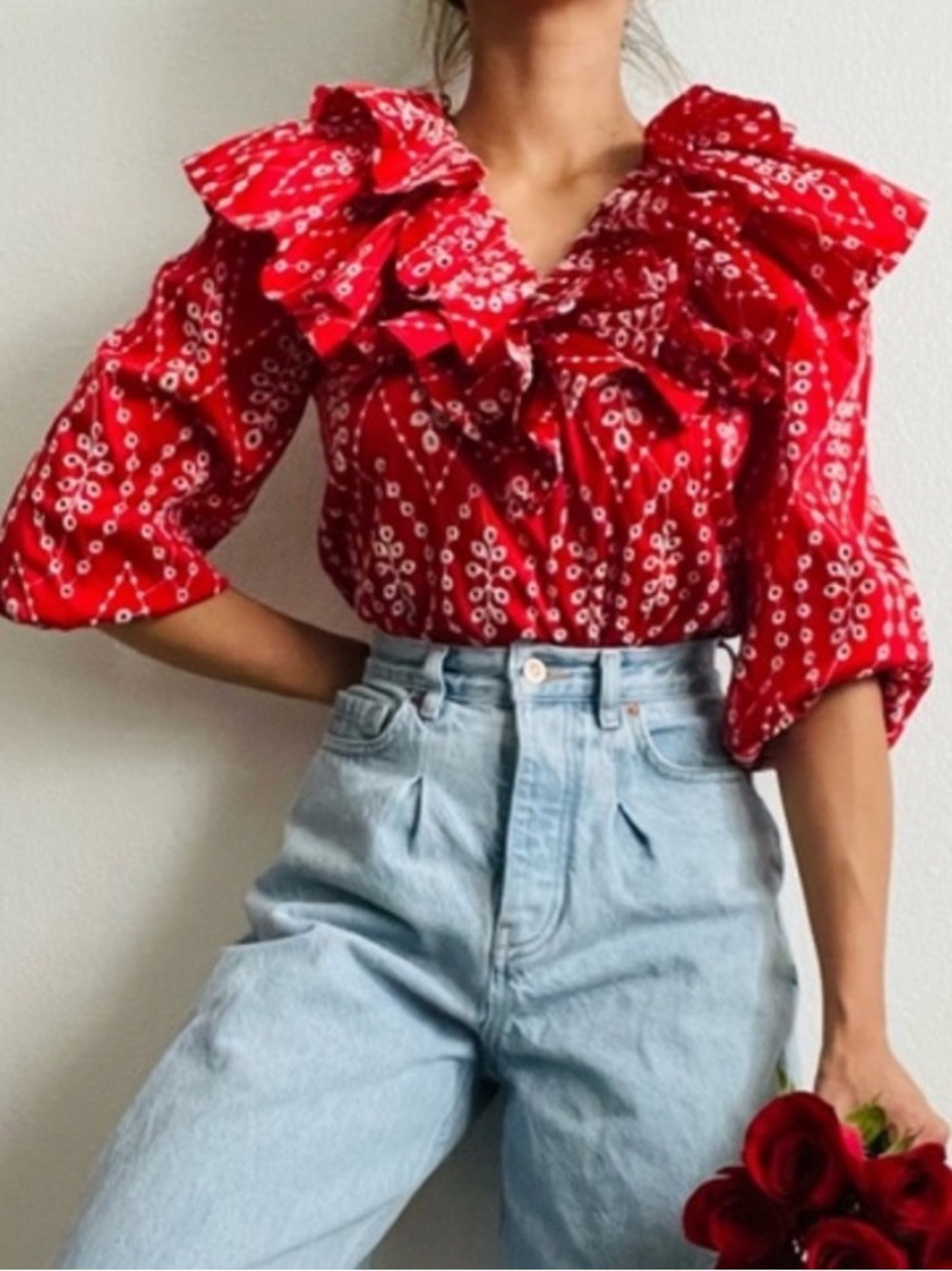 Zara Red White Embroidered Eyelet Ruffle Crop Blouse Puff Sleeve Size Small